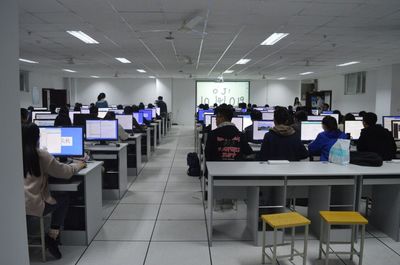 信息与控制工程学院成功举办校园程序设计大赛——计算机网络工程设计专项赛